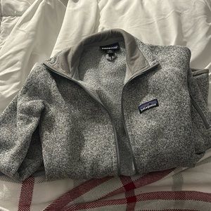 Patagonia sweater hardly worn